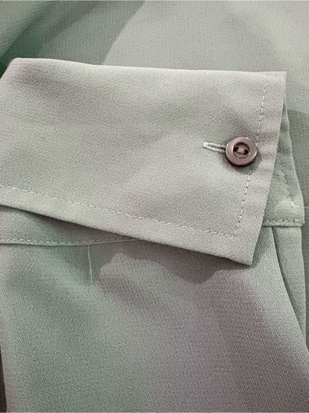New York Co woman button down spread collar long sleeve moss green shirt cuffs - Picture 4 of 7